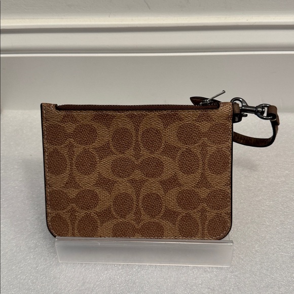 Coach signature logo wristlet wallet - Picture 2 of 5